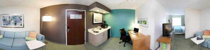Hotel Springhill By Marriott East Galleria 3*